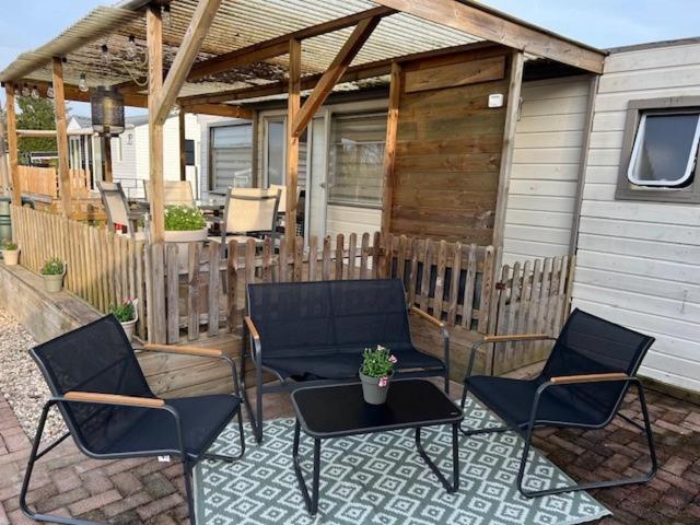 Chalet Quattro In Bosrijke Omgeving 앵루 외부 사진